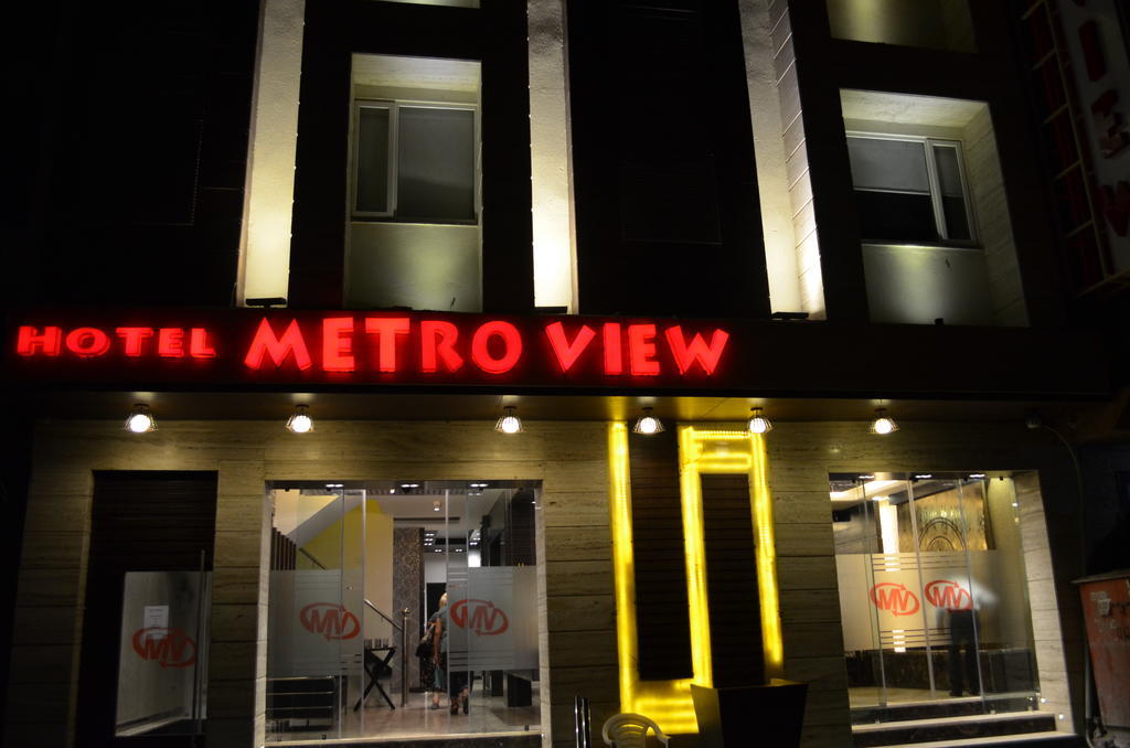 Hotel Metro View Делі Екстер'єр фото