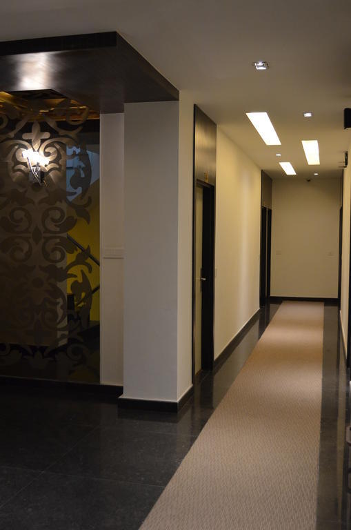 Hotel Metro View Делі Екстер'єр фото