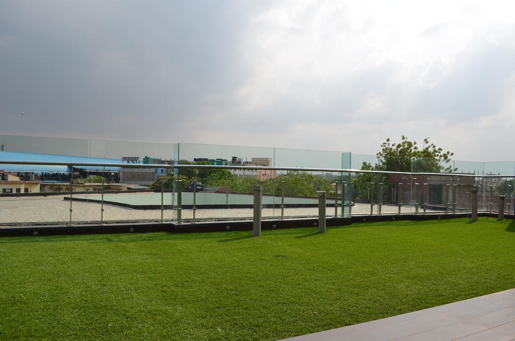Hotel Metro View Делі Екстер'єр фото
